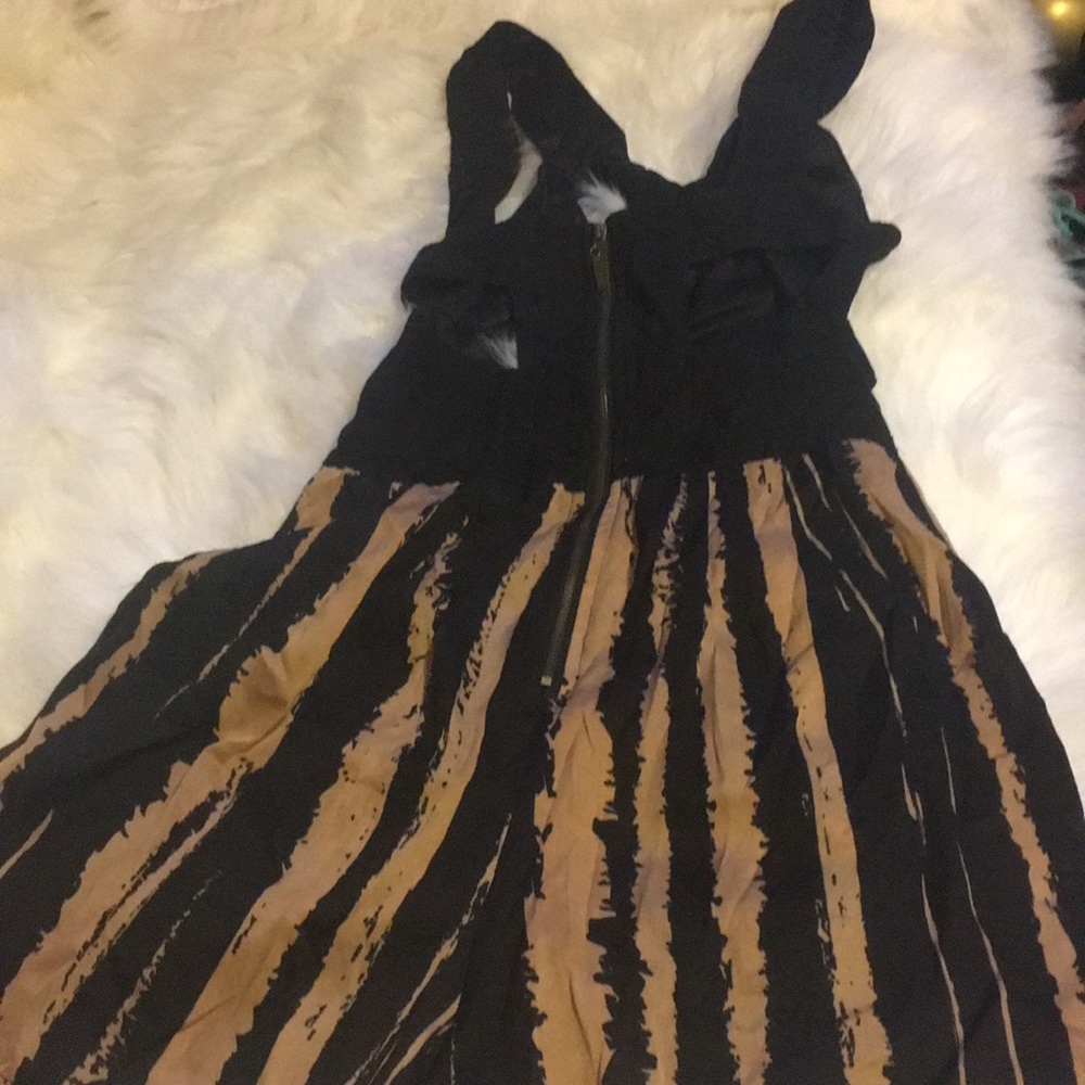 Reverse Romper - image 3